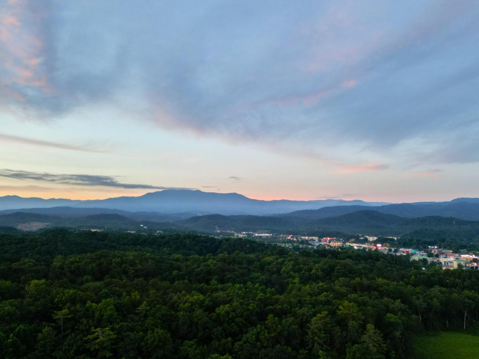 Staybridge - Smoky Mtns By Ihg Hotel