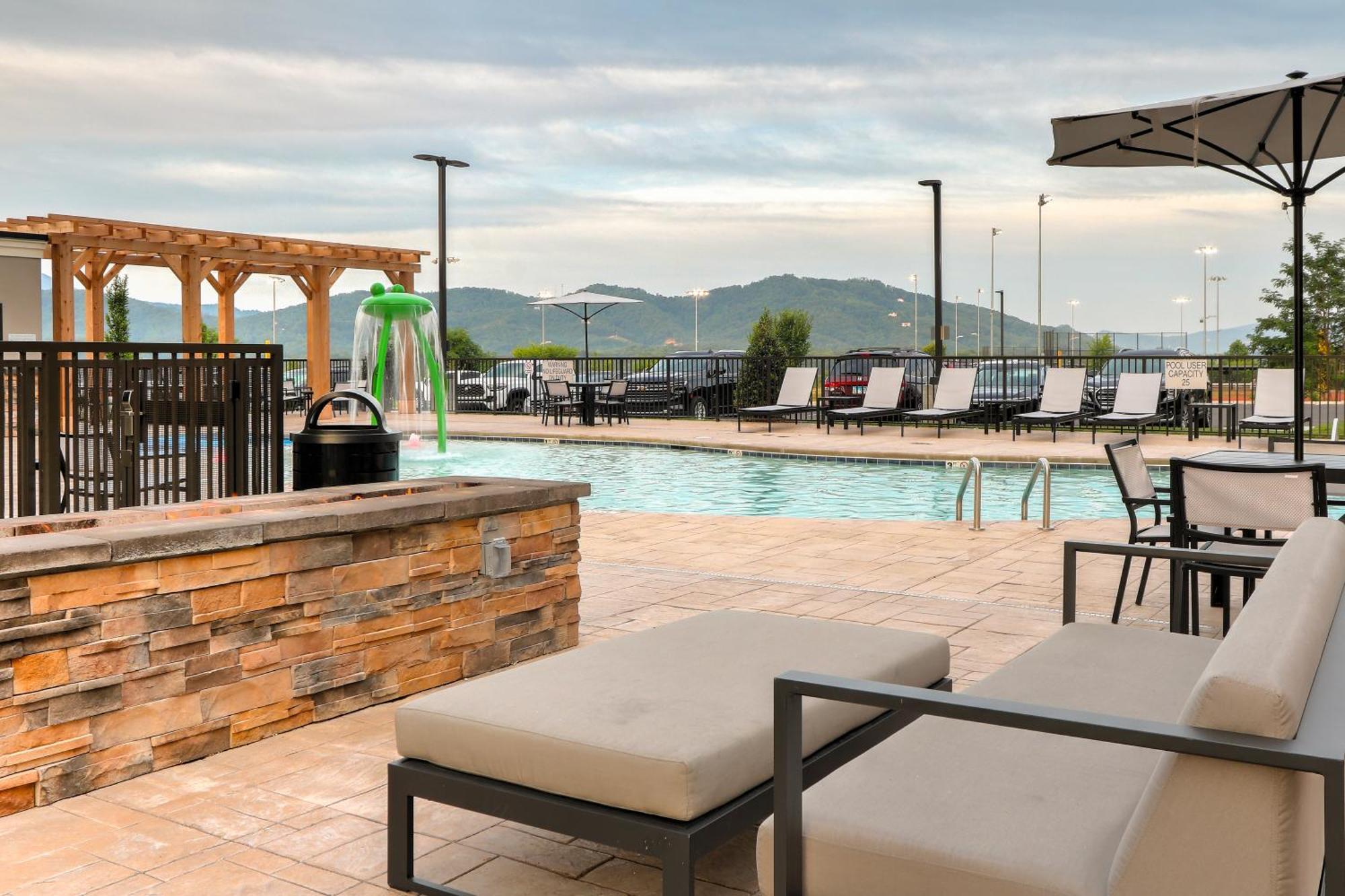 Staybridge - Smoky Mtns By Ihg